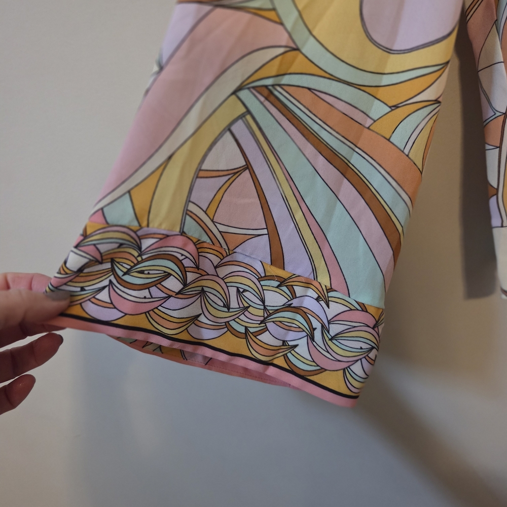 Colorful Abstract Women's Blouse - Picture 4 of 4